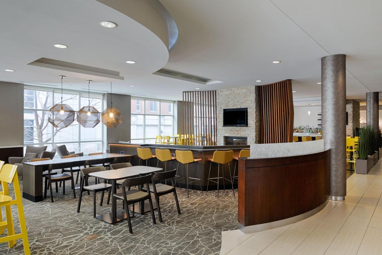 Springhill Suites By Marriott Блумингтон Экстерьер фото