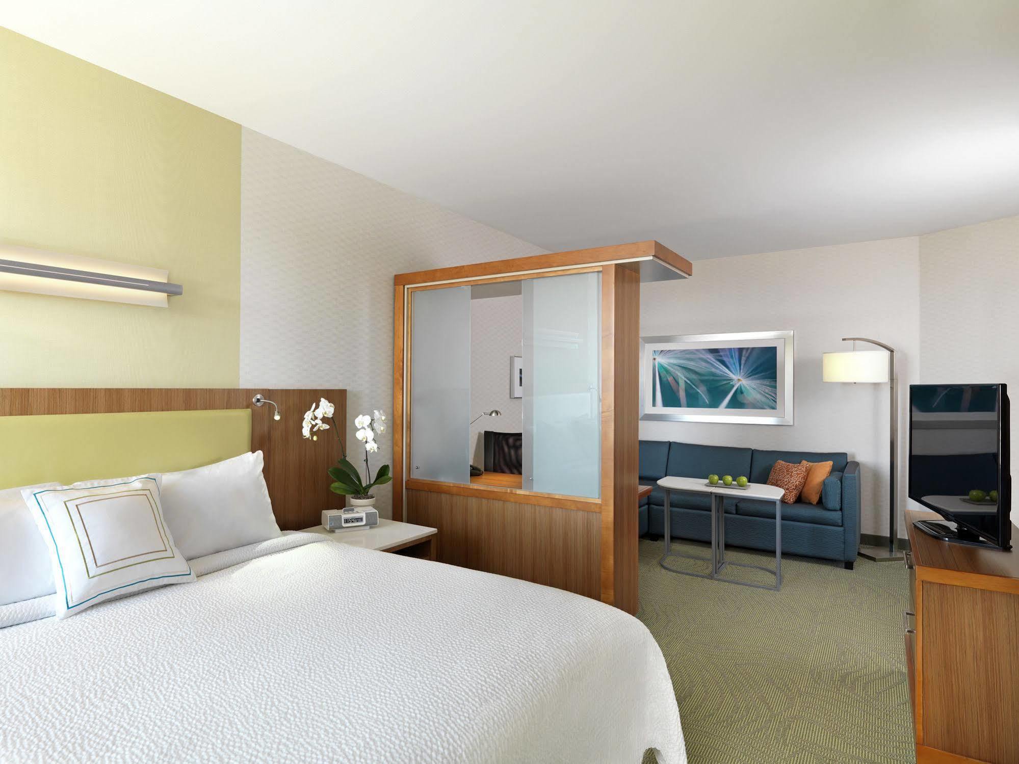 Springhill Suites By Marriott Блумингтон Экстерьер фото